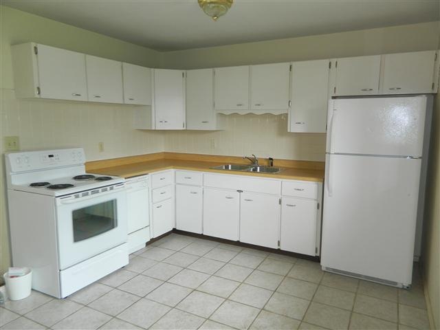 2211 Maplewood Road Fort Wayne, IN 46819 - Photo 5 of 12