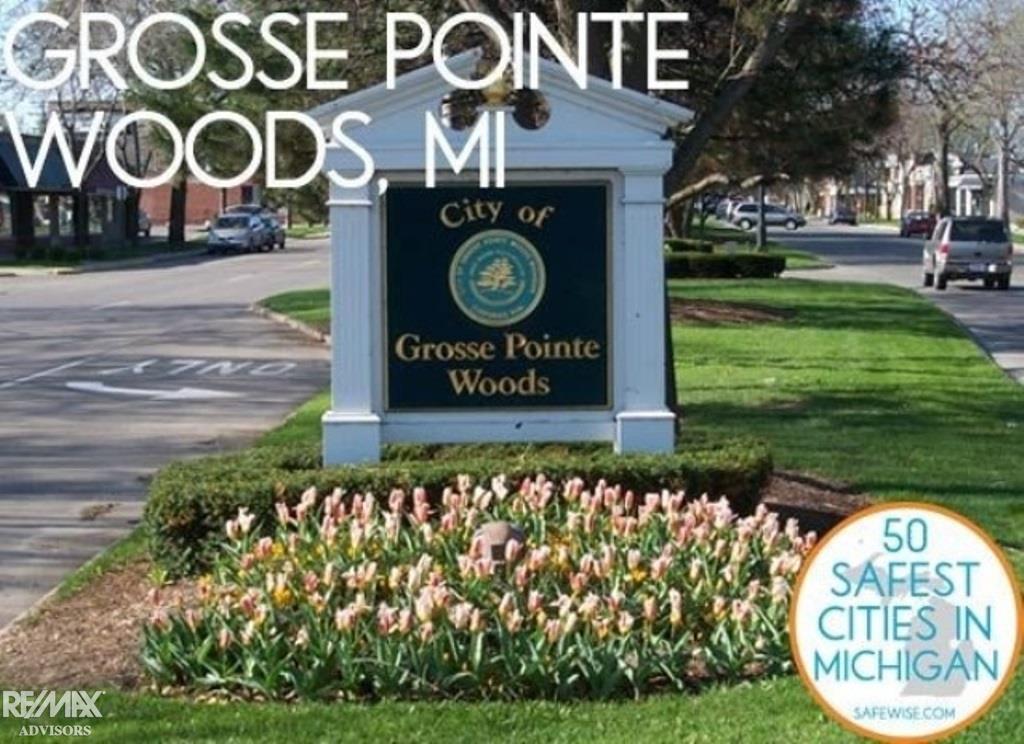 1541 Hawthorne Road Grosse Pointe, MI 48236 - Photo 47 of 48 31366675-46.JPG