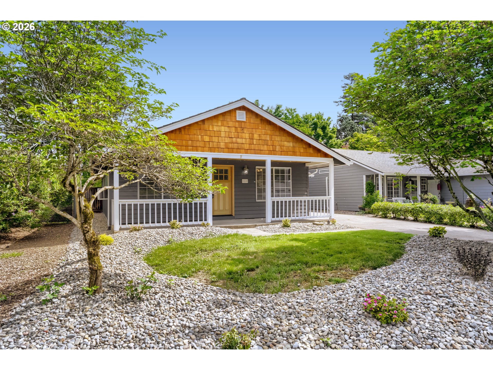 218 Southwest 11th Street Dundee, OR 97115 - Photo 2 of 28