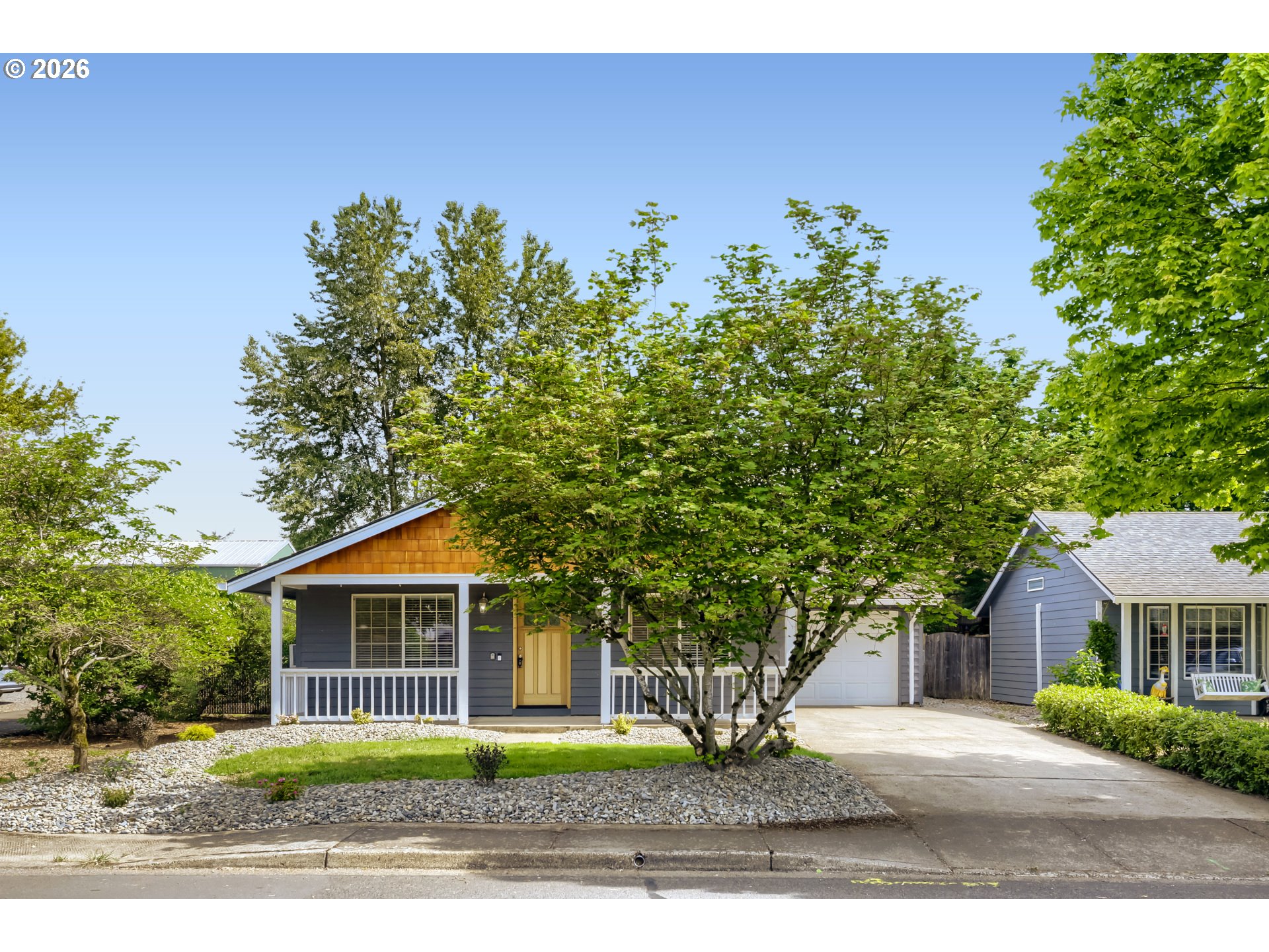 218 Southwest 11th Street Dundee, OR 97115 - Photo 3 of 28