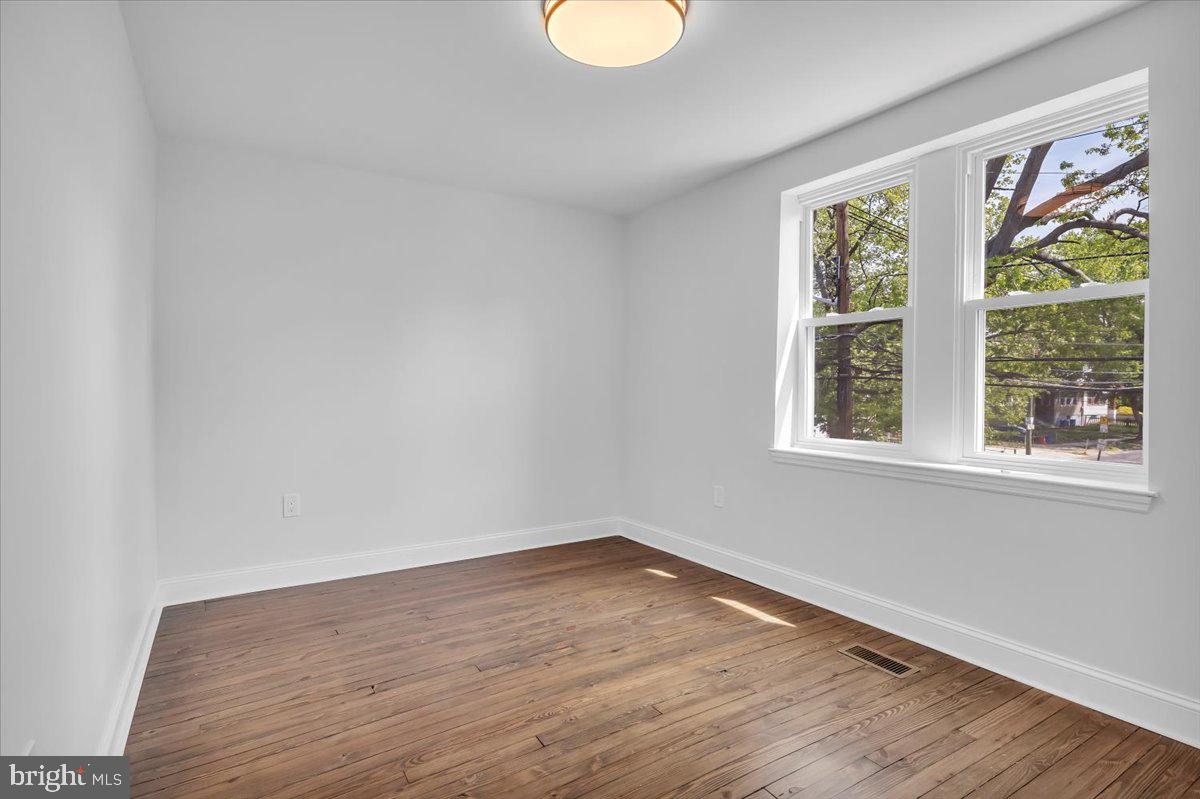 2782 Yorkship Road Camden, NJ 08104 - Photo 19 of 27