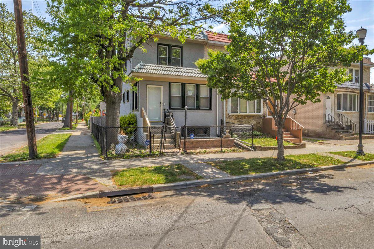 2782 Yorkship Road Camden, NJ 08104 - Photo 3 of 27