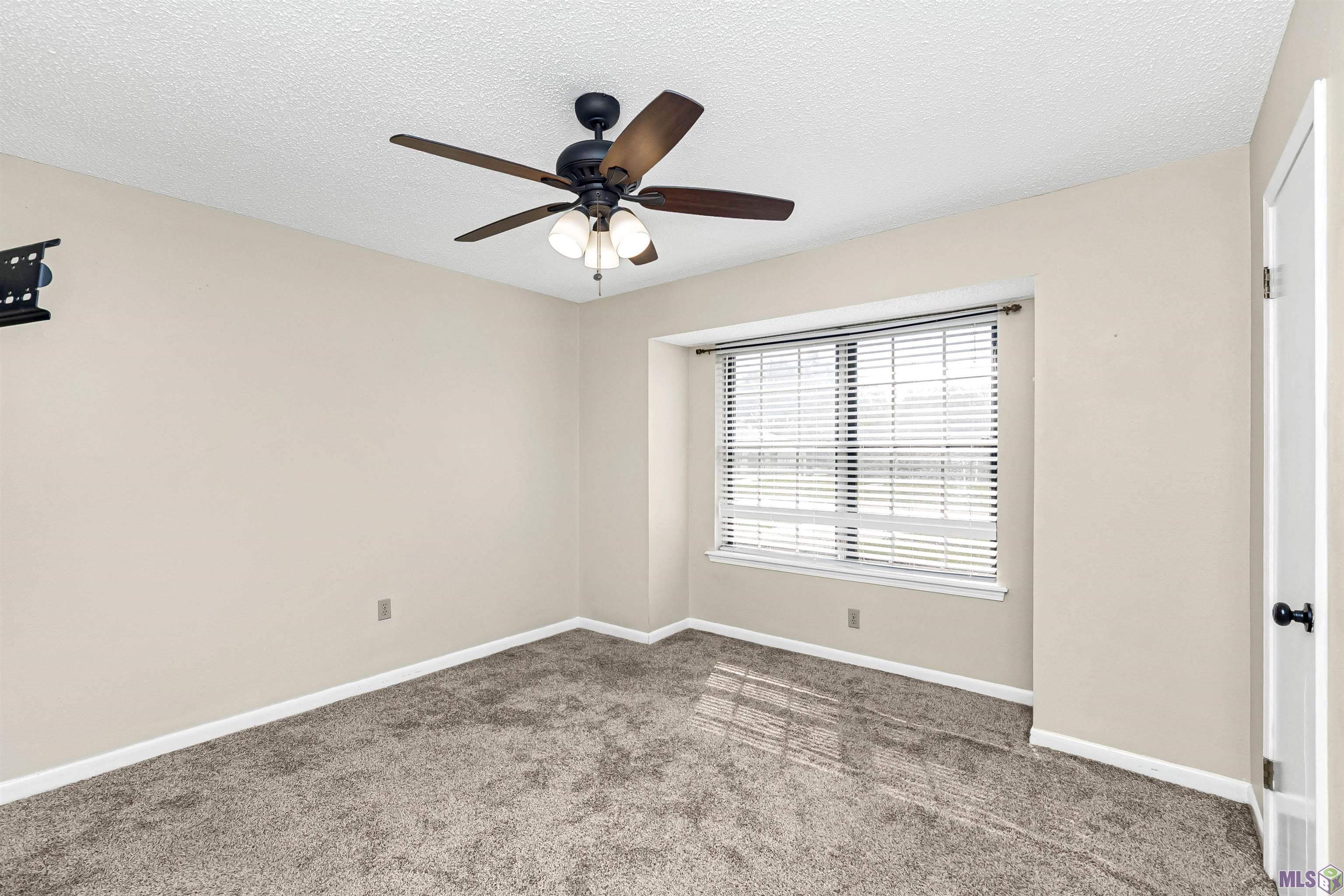 11017 Del Cano Avenue Baton Rouge, LA 70816 - Photo 21 of 25