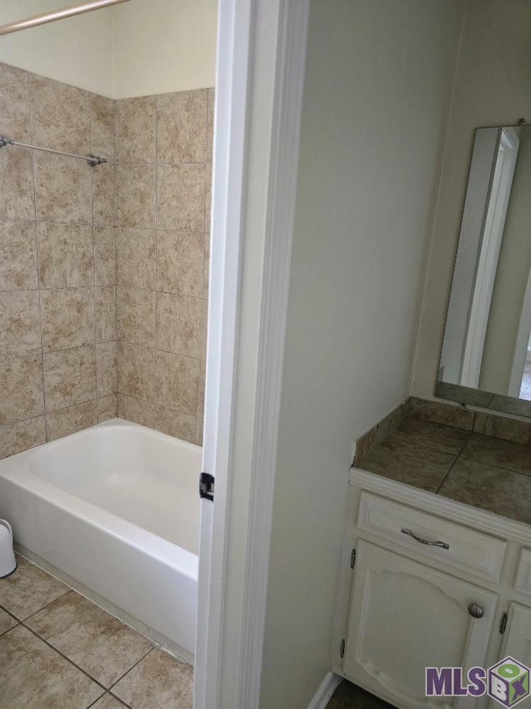 11017 Del Cano Avenue Baton Rouge, LA 70816 - Photo 31 of 34