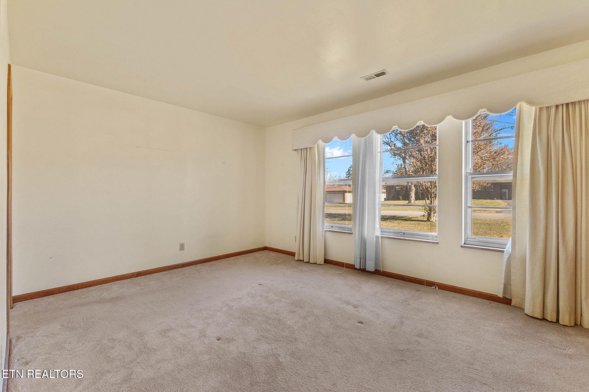 209 Debbie Road Knoxville, TN 37922 - Photo 16 of 33 Gallery Image 16