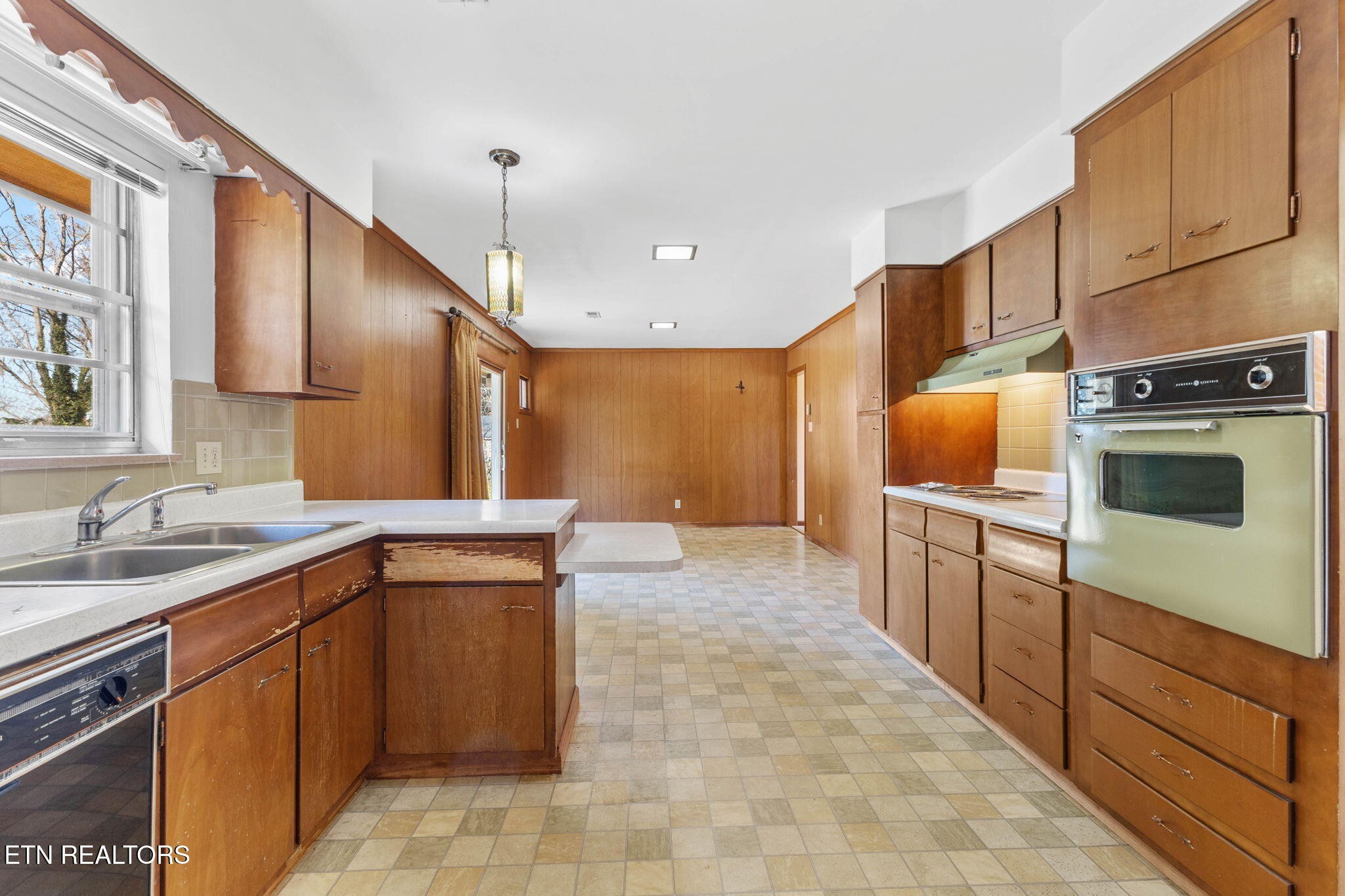 209 Debbie Road Knoxville, TN 37922 - Photo 10 of 33 Gallery Image 10