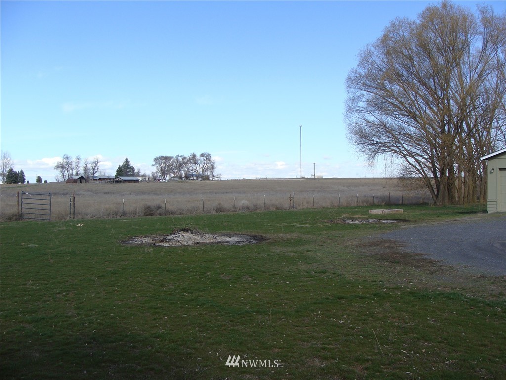 1866 Rd O Northeast Moses Lake, WA 98837 - Photo 22 of 23 Gallery Image 22