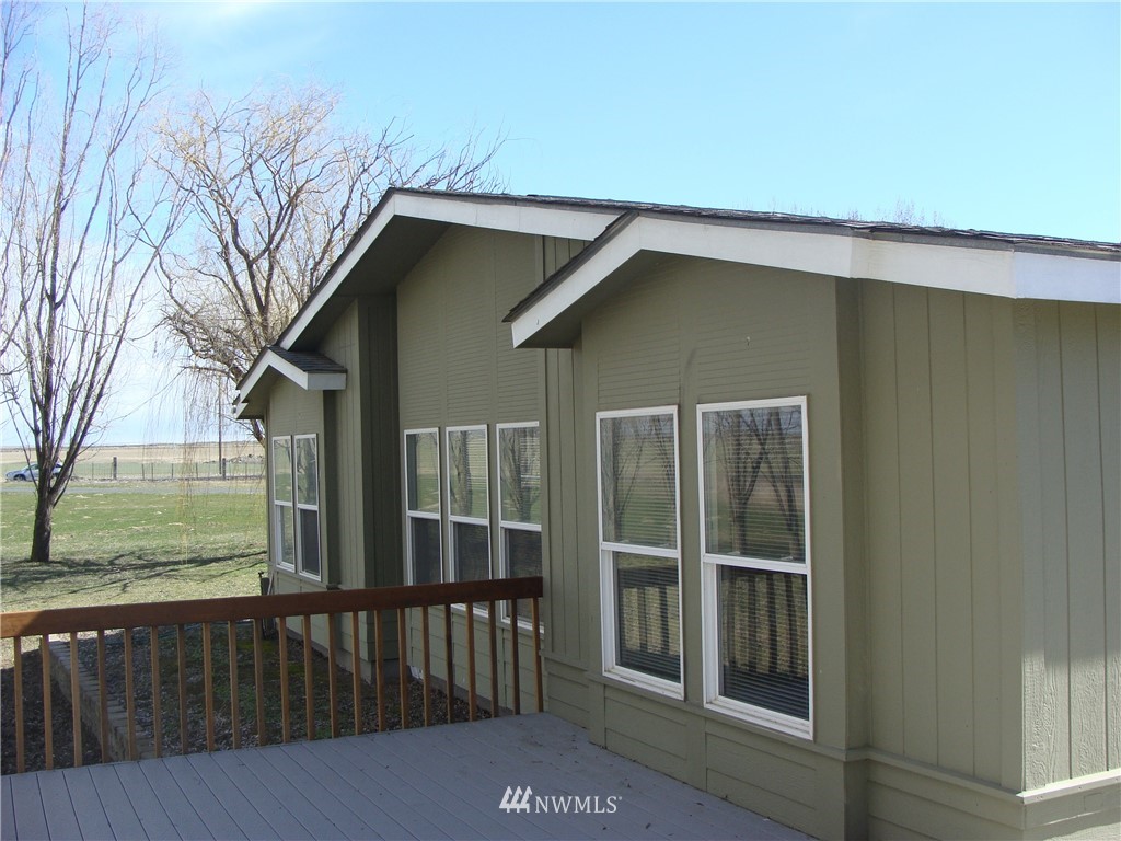 1866 Rd O Northeast Moses Lake, WA 98837 - Photo 5 of 23 Gallery Image 5