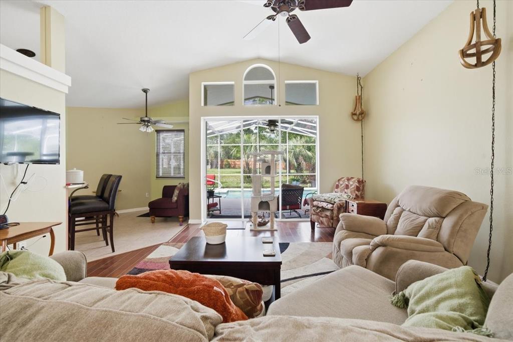 11312 Lark Sparrow Road Weeki Wachee, FL 34614 - Photo 18 of 47