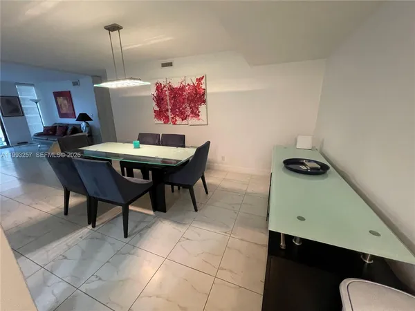 $4,000 | 2301 South Ocean Drive, Unit 607, Hollywood, FL 33019