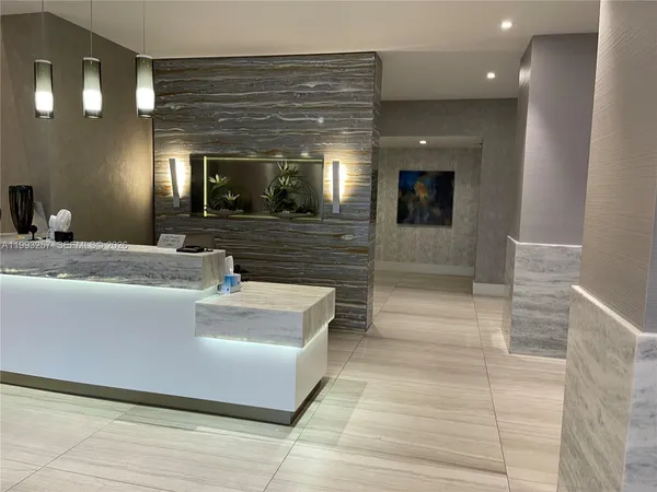 $4,000 | 2301 South Ocean Drive, Unit 607, Hollywood, FL 33019