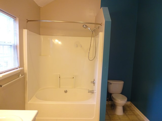 511 Butler Springs Court Grovetown, GA 30813 - Photo 14 of 29 Owners bathroom