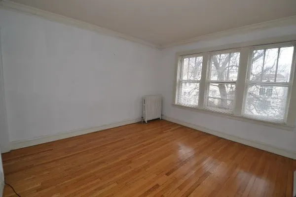 $1,900 | 1917 West Winnemac Avenue, Unit 2, Chicago, IL 60640