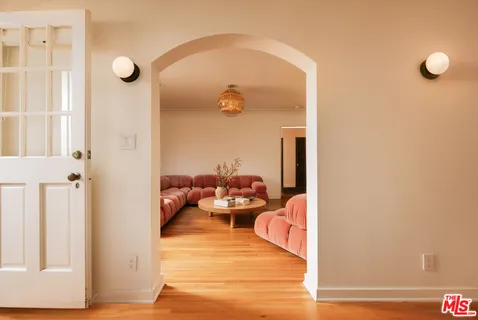 $5,299,000 | 2177 Fern Dell Place, Los Angeles, CA 90068