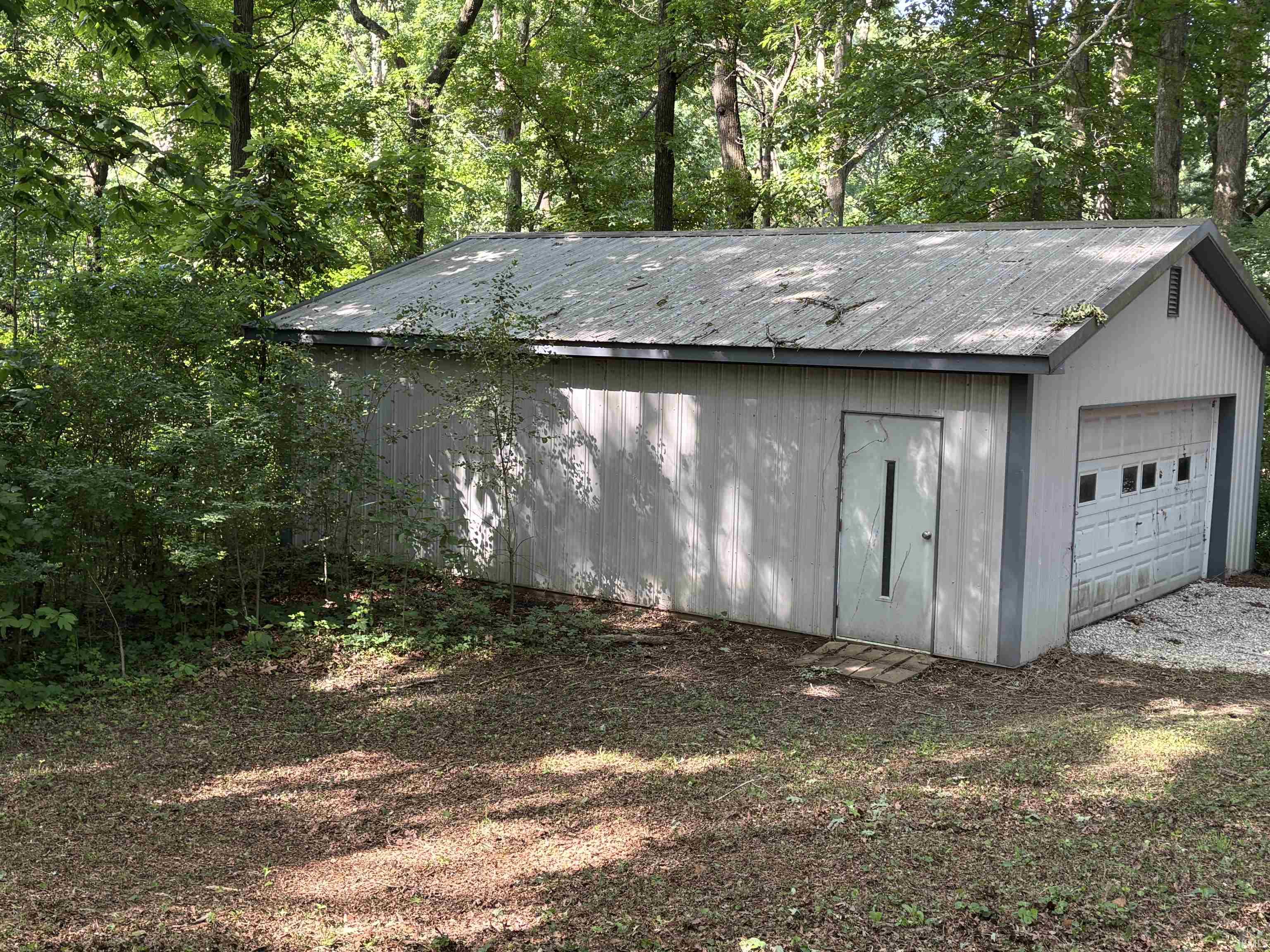 2429 Koring Road Evansville, IN 47720 - Photo 6 of 36