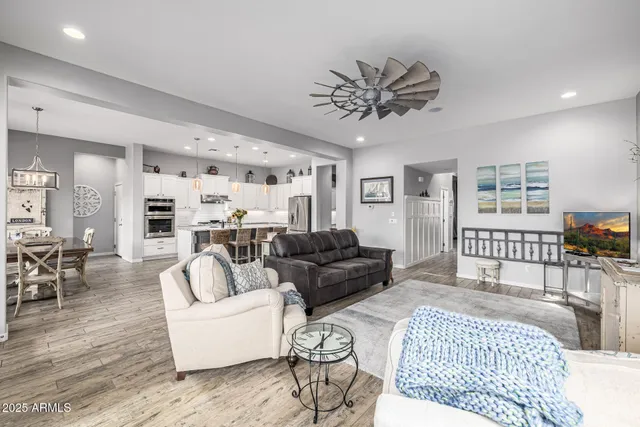 $784,900 | 10658 East Meseto Avenue, Mesa, AZ 85209