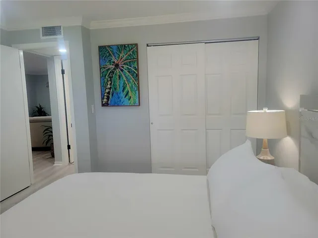 $185,000 | 4580 Overlook Drive Northeast, Unit 297, St. Petersburg, FL 33703