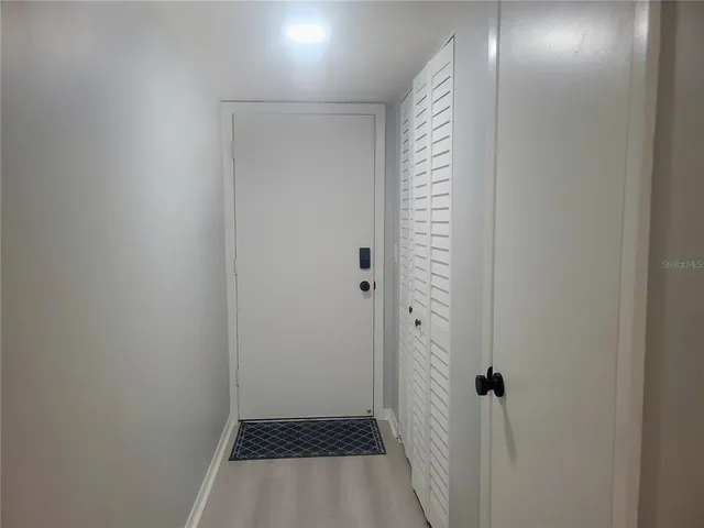 $185,000 | 4580 Overlook Drive Northeast, Unit 297, St. Petersburg, FL 33703