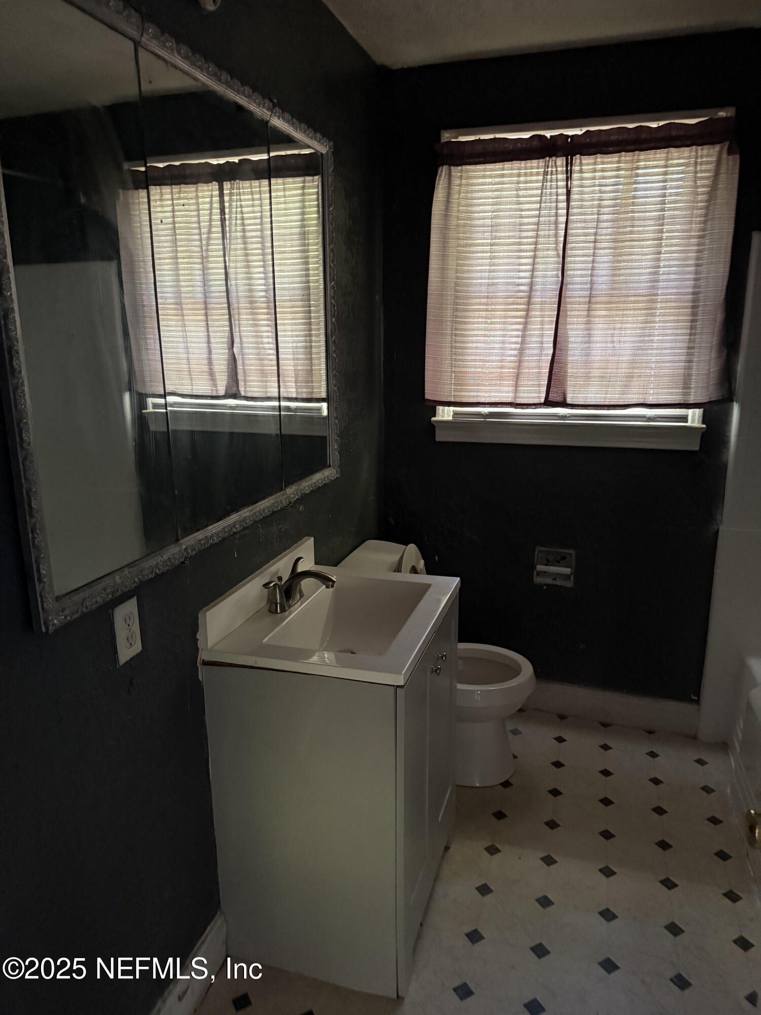 3036 Commonwealth Avenue Jacksonville, FL 32254 - Photo 3 of 9 unnamed (2)