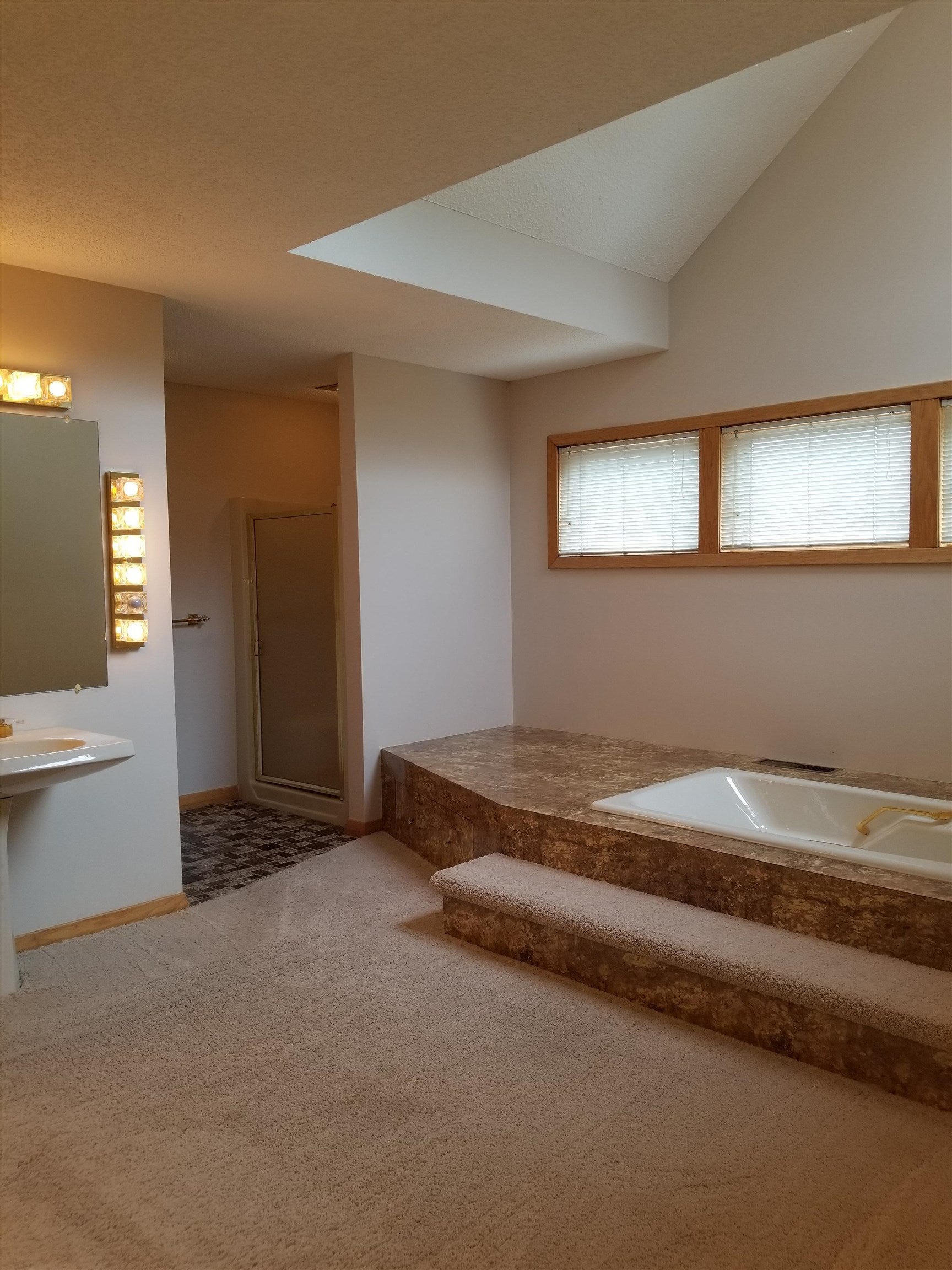 105 South Altamont Road Huntington, WV 25701 - Photo 14 of 32 Gallery Image 14