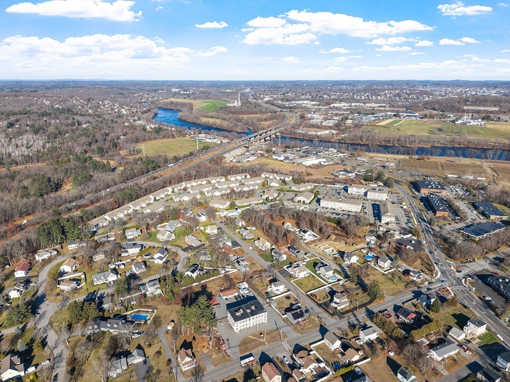 27 Russell Farm Drive, Unit 27 Methuen, MA 01844 - Photo 39 of 39 an aerial view of city and lake