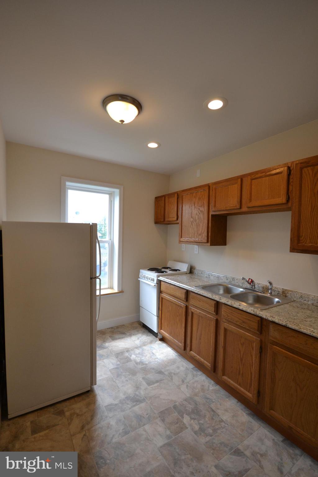 12439 Old Frederick Road, Unit 4 Thurmont, MD 21788 - Photo 5 of 16