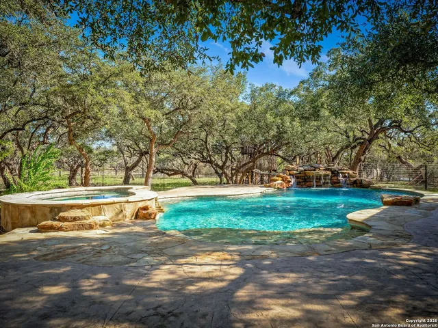 $2,198,000 | 155 Cibolo Ridge Trail, Boerne, TX 78015