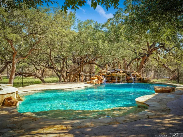 $2,198,000 | 155 Cibolo Ridge Trail, Boerne, TX 78015