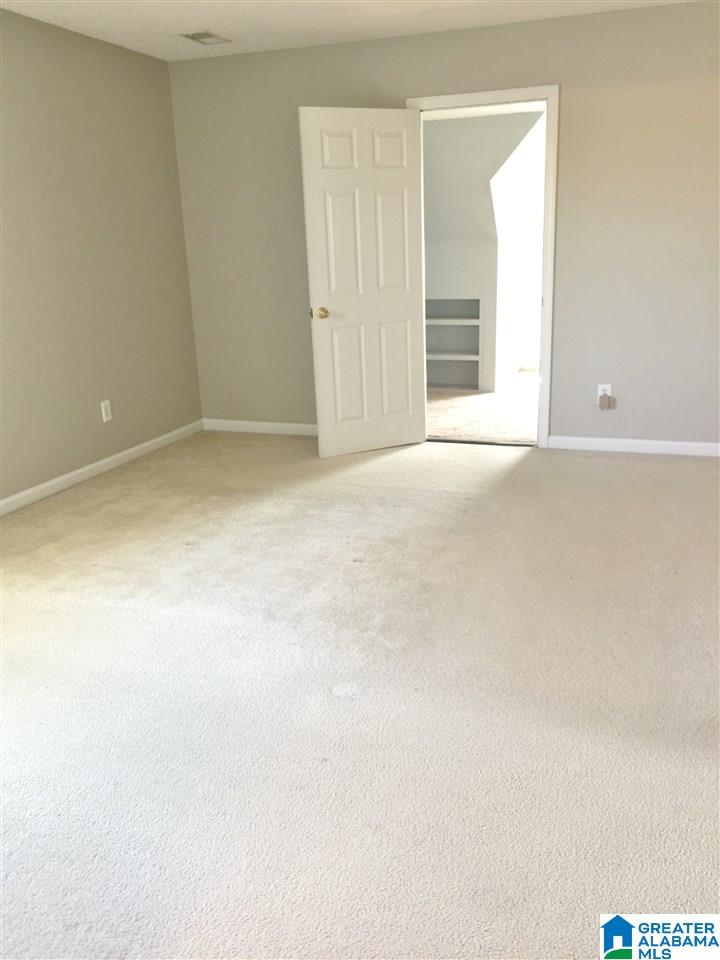 188 Stonecliff Circle Pelham, AL 35124 - Photo 10 of 18