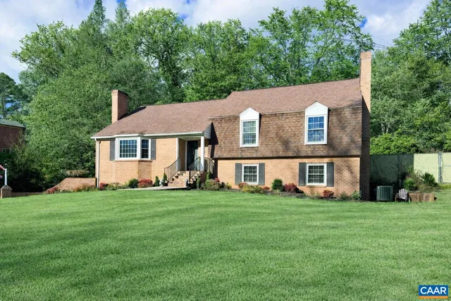 $795,000 | 310 Dover Road, Charlottesville, VA 22901