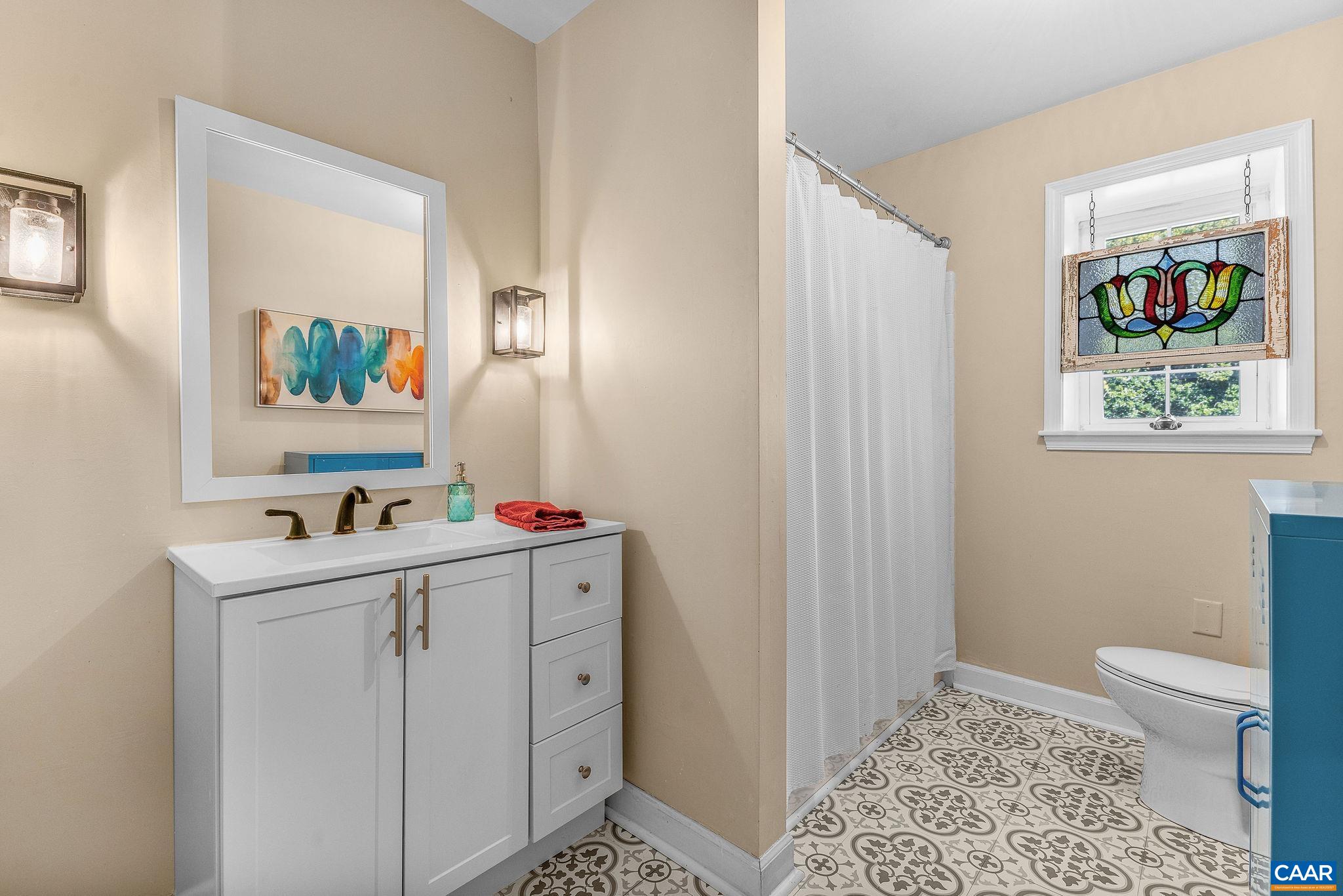 310 Dover Road Charlottesville, VA 22901 - Photo 24 of 54 HALL BATH