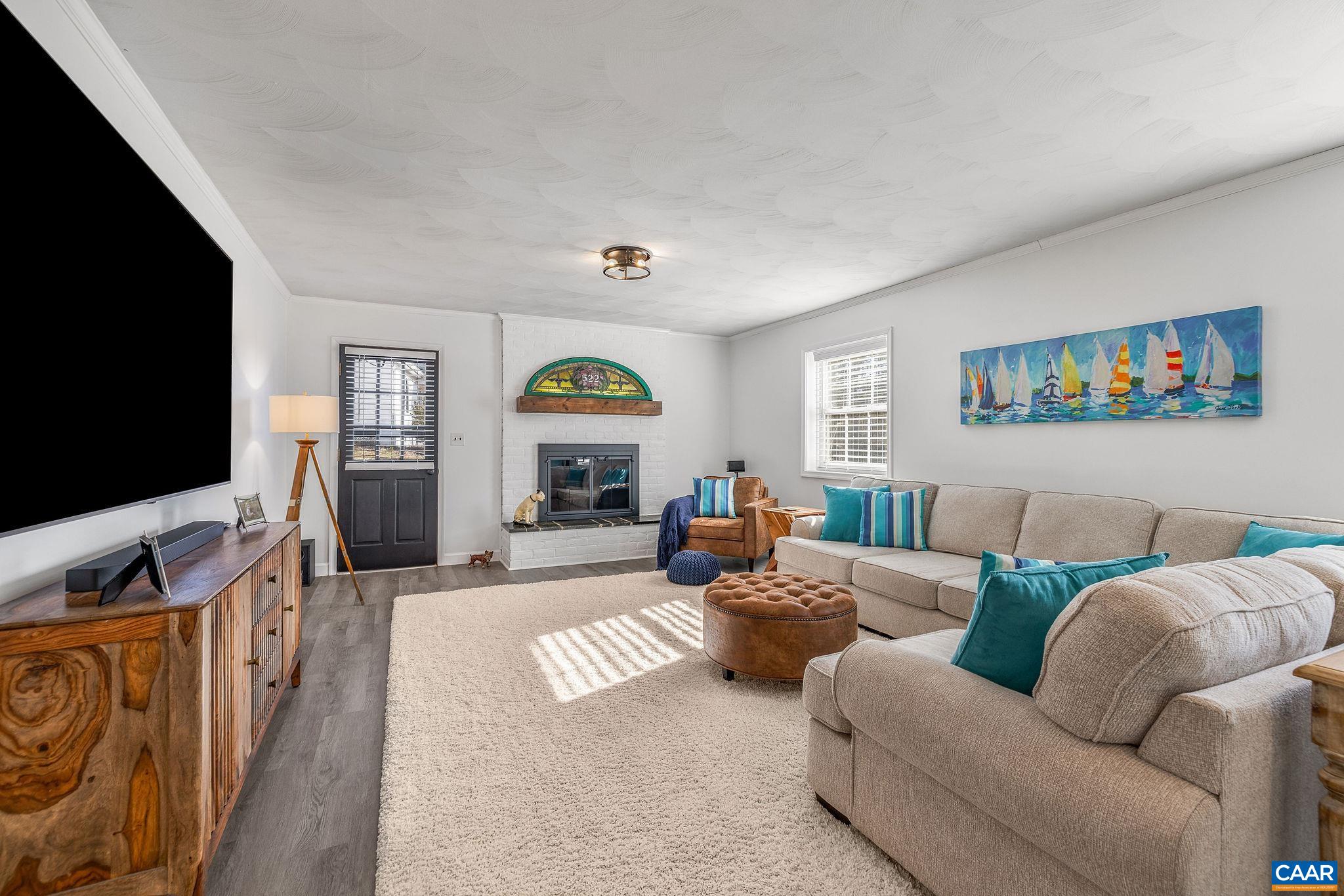 310 Dover Road Charlottesville, VA 22901 - Photo 29 of 54 FAMILY ROOM