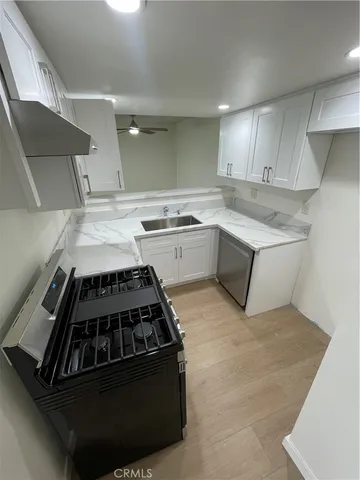 $2,450 | 621 North Kenwood Street, Unit 4, Glendale, CA 91206