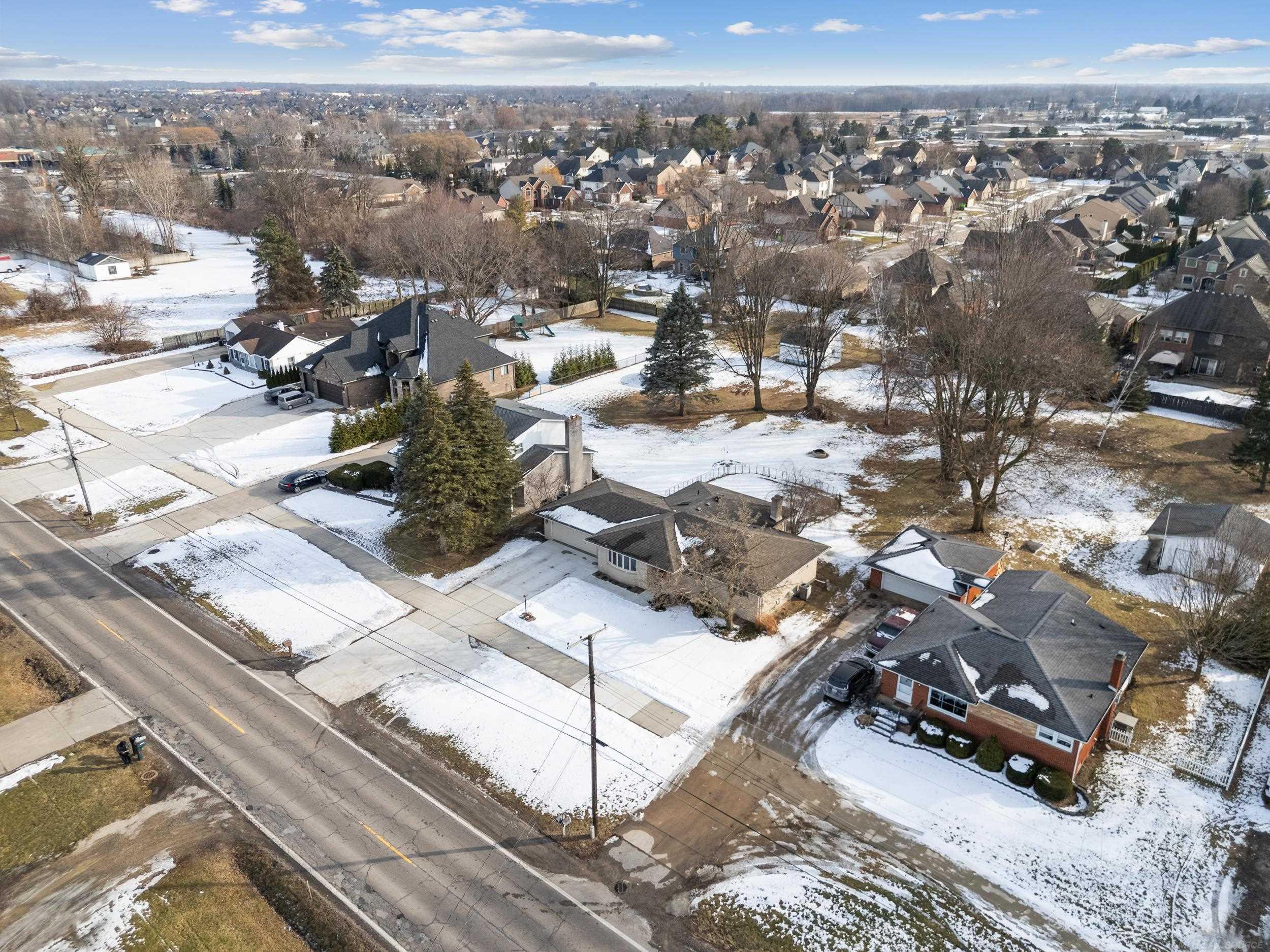 18150 22 Mile Road Macomb, MI 48044 - Photo 31 of 37 50165691-cc837e86-b6d7-4c1a-b7c7-388576b0a3b3.JPG