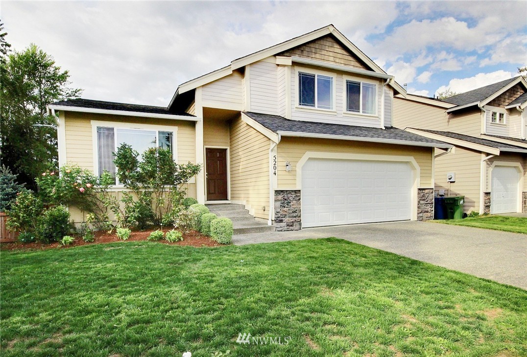 5204 Northeast 5th Place Renton, WA 98059 - Photo 1 of 20