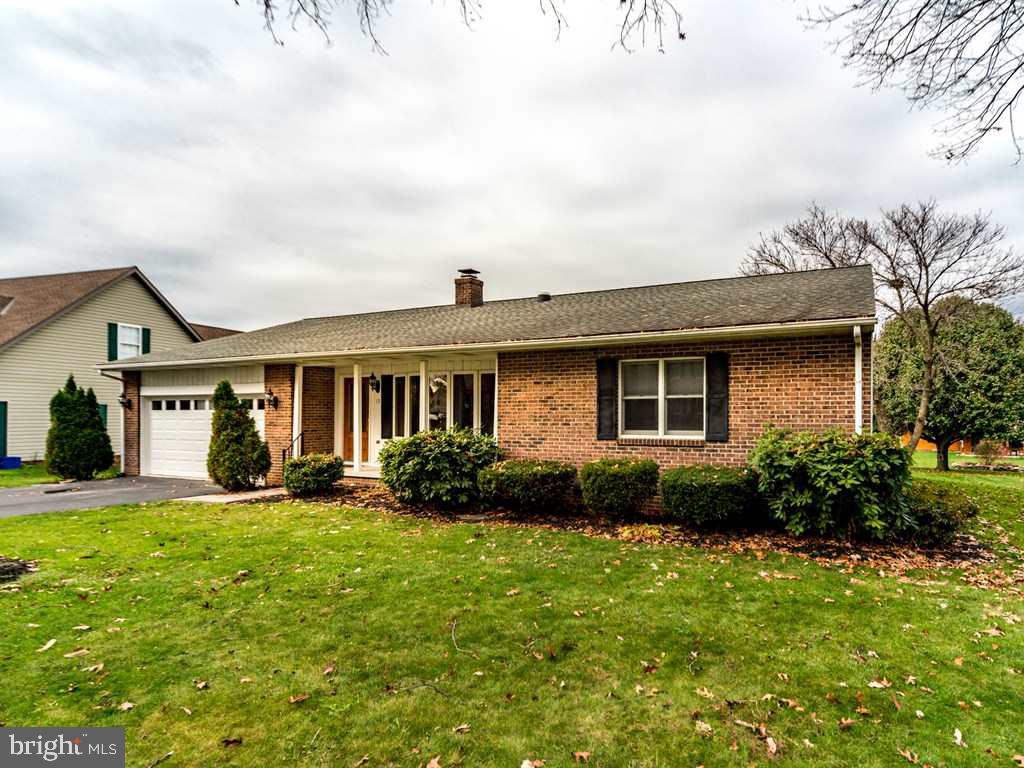 13 Timber Lane Hanover, PA 17331 - Photo 2 of 23 Gallery Image 2