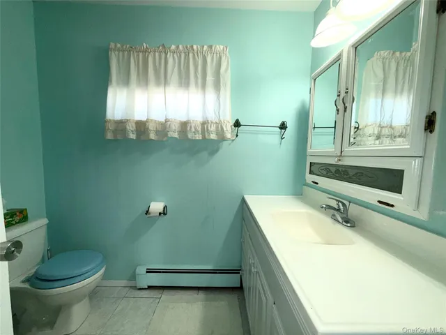 $5,300 | 15 Sherry Lane, Hauppauge, NY 11788