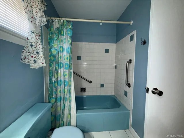 $5,300 | 15 Sherry Lane, Hauppauge, NY 11788