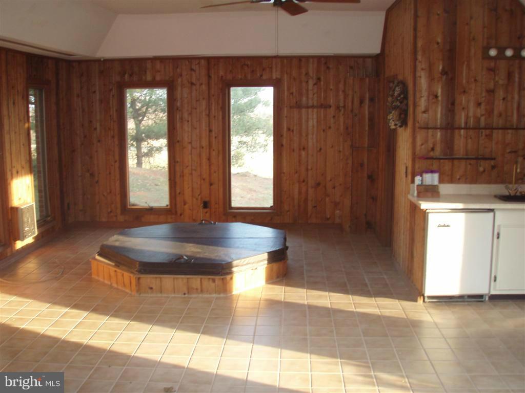 11508 Fox Hill Road Culpeper, VA 22701 - Photo 22 of 28 Interior (General)