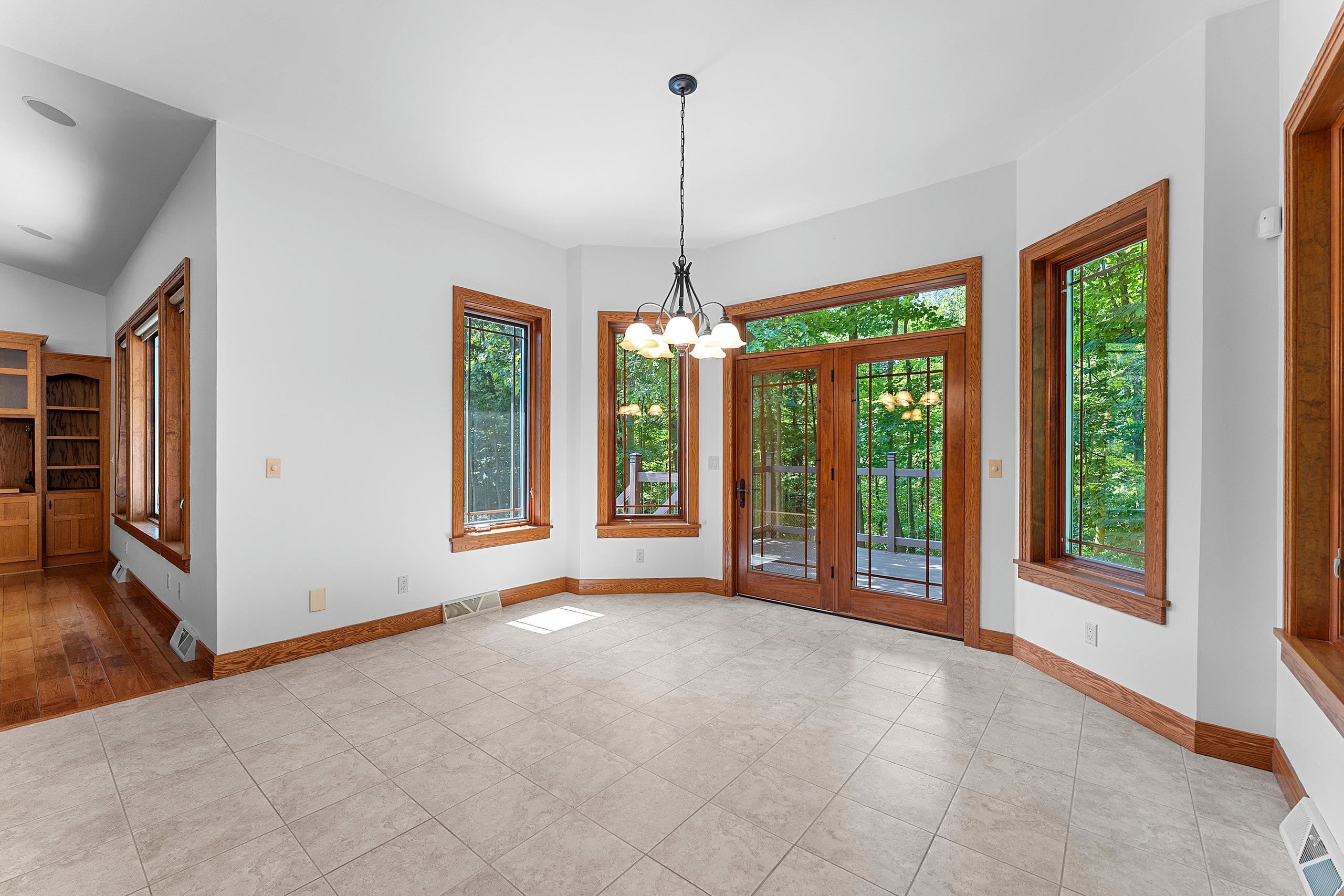 3940 Sunnyview Road De Pere, WI 54115 - Photo 21 of 89