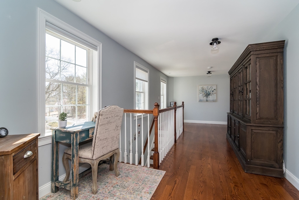 9 Shore Road Natick, MA 01760 - Photo 15 of 29