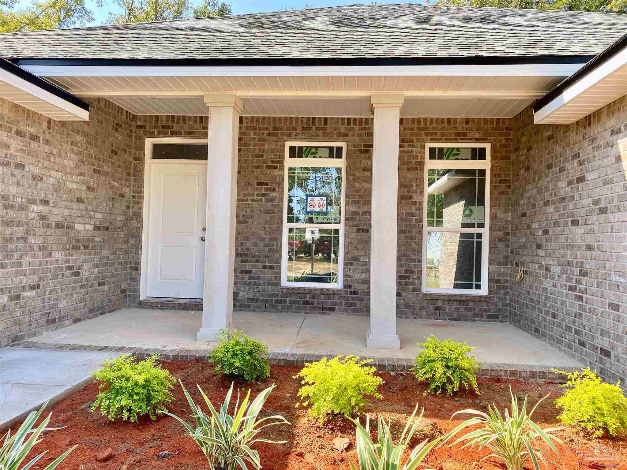 185 Quintette Road Cantonment, FL 32533 - Photo 3 of 39 Gallery Image 3