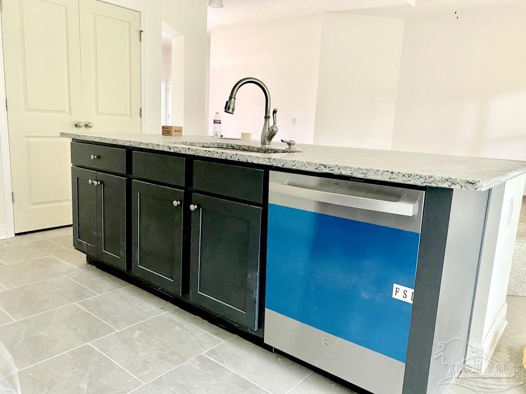 185 Quintette Road Cantonment, FL 32533 - Photo 8 of 39 Gallery Image 8