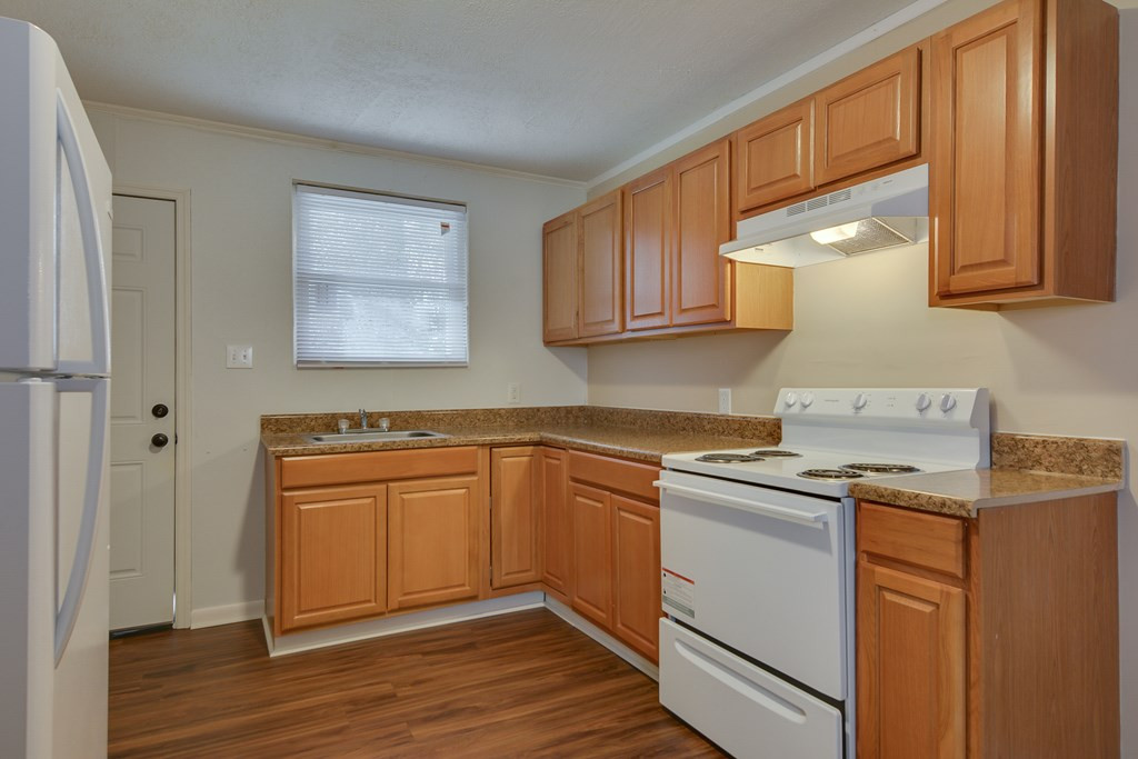 2313 Old McDuffie Road Augusta, GA 30906 - Photo 6 of 32 Gallery Image 6