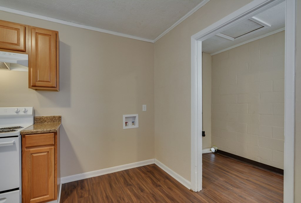2313 Old McDuffie Road Augusta, GA 30906 - Photo 9 of 32 Gallery Image 9