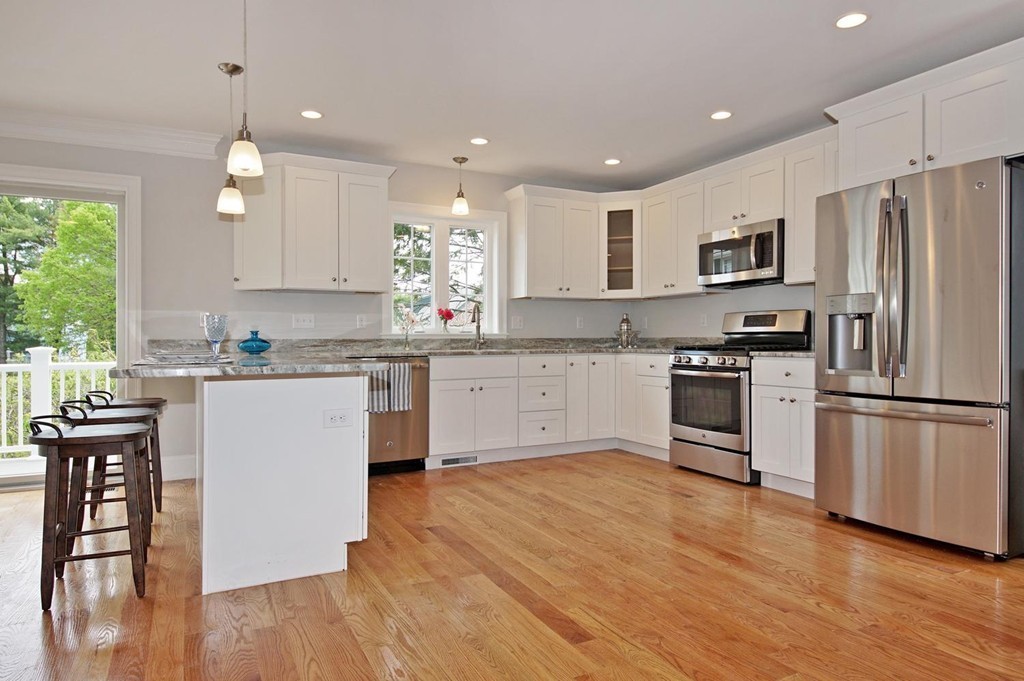 35 Cutter Hill Road, Unit 35 Arlington, MA 02474 - Photo 5 of 25