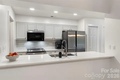 $365,000 | 5904 Scots Bluff Drive, Charlotte, NC 28227