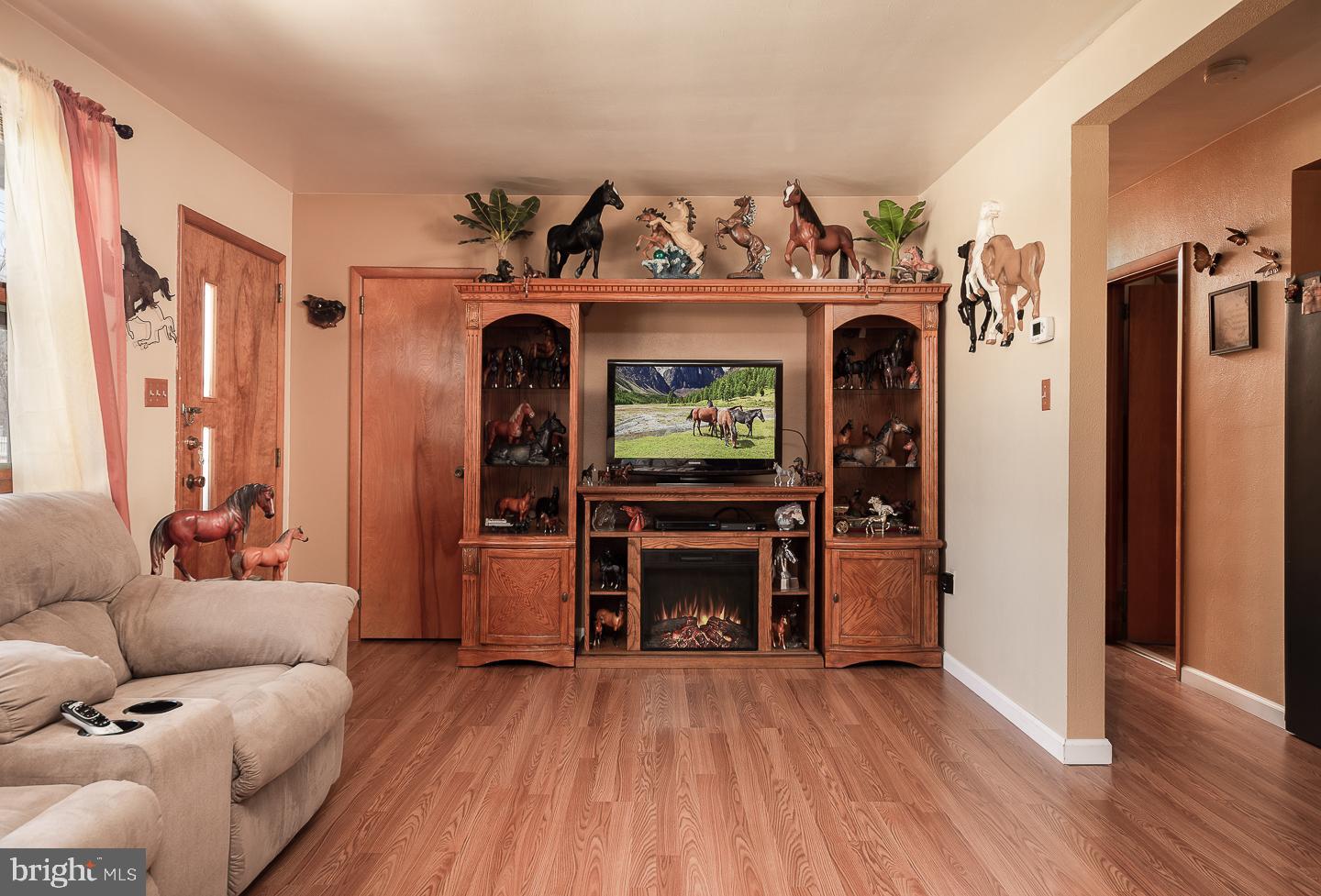 201 East Walnut Road Vineland, NJ 08360 - Photo 4 of 34 Gallery Image 4