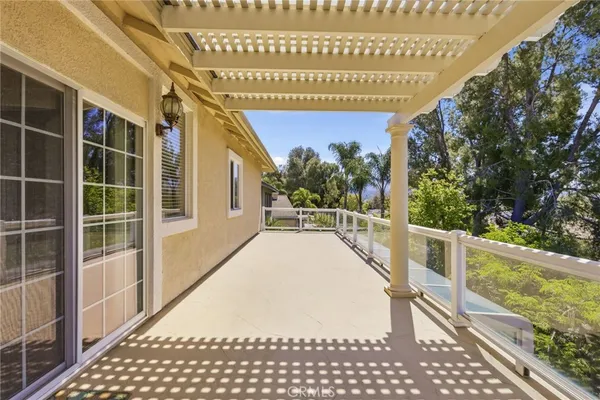 $4,000 | 32935 Adelante Street, Temecula, CA 92592