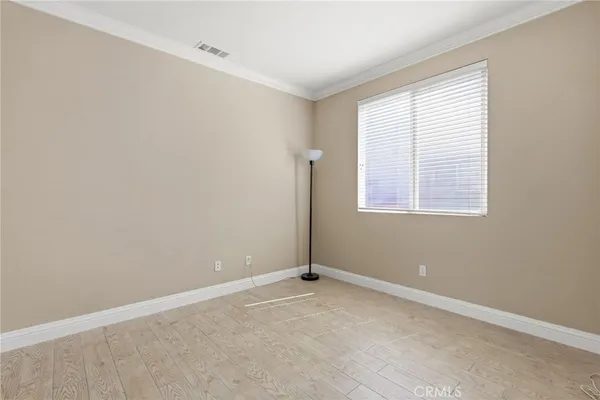 $4,000 | 32935 Adelante Street, Temecula, CA 92592